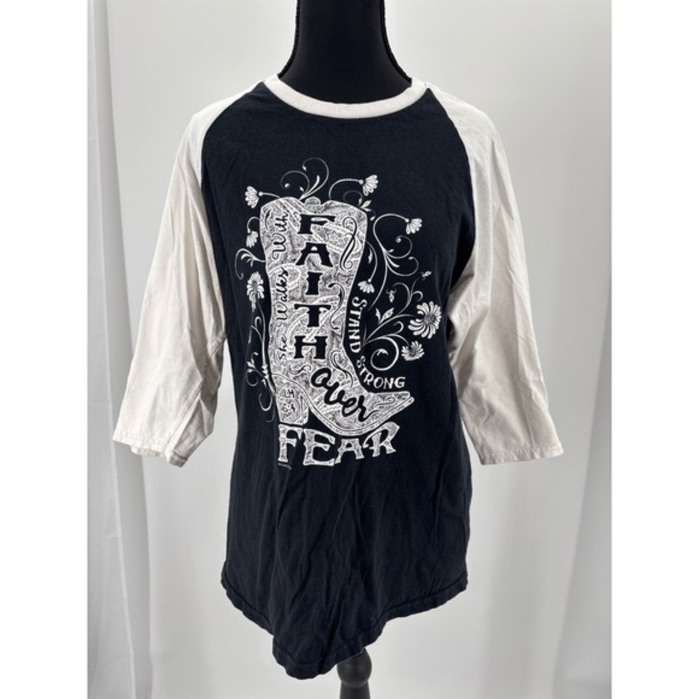 inspirational tee medium 3/4 sleeve faith over fear black white western‎ Bible M